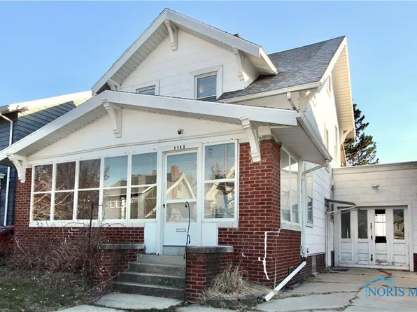 1143 Radcliffe Dr, Toledo, OH 43609