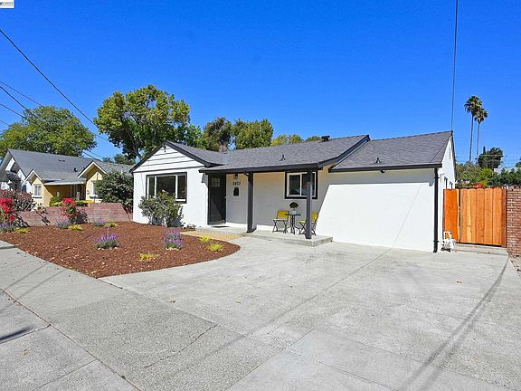 2nd image of 2403 Mountain View Dr