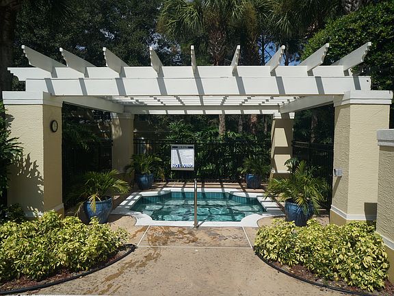 4th image of 2668 Robert Trent Jones Dr APT 422