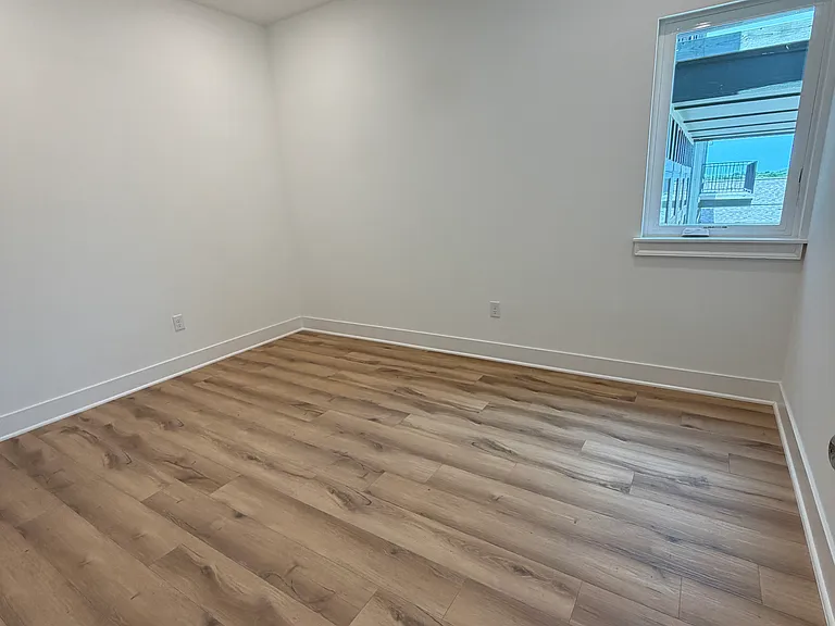 2844 N Old Missouri Rd — Photo 16