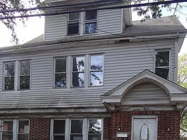 28 Arsdale Pl, Newark, NJ 07106