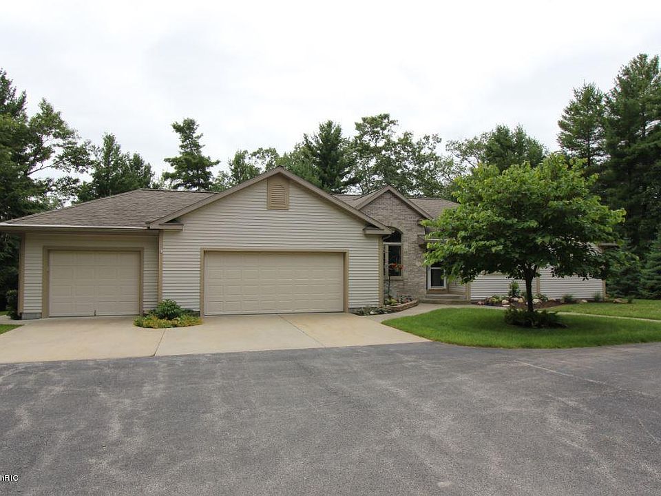 1st image of 3918 Scenic Dr