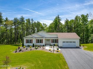 7 Mountainview Ter, Lake George, NY 12845