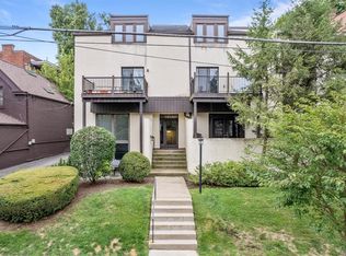 5930 Howe St APT 203, Pittsburgh, PA 15232