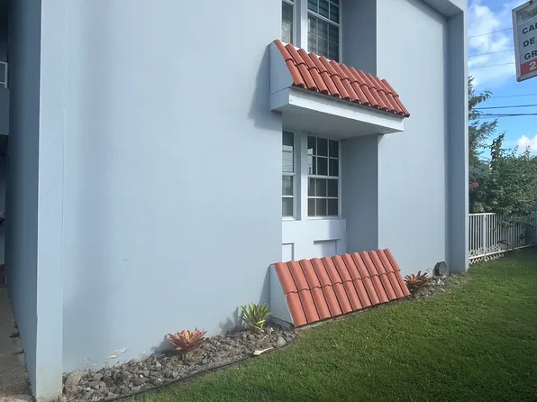 3 Calle Nepomusemo Ctr, Carolina, PR