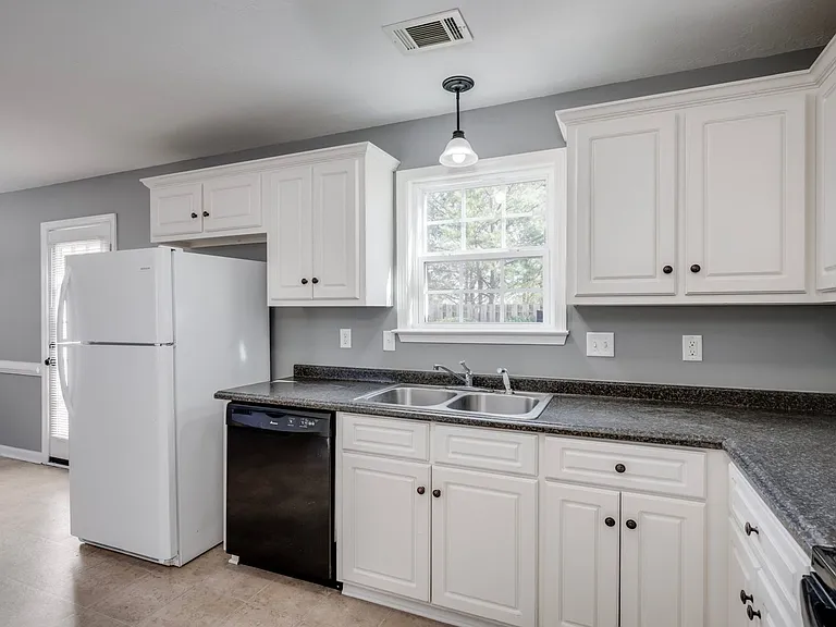 716 Whispering Willow Way — Photo 5