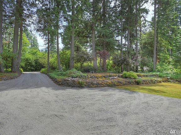 4th image of 10415 Creviston Dr NW
