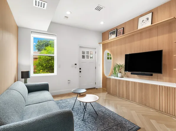 18-05 Highland Avenue image 2 of 34