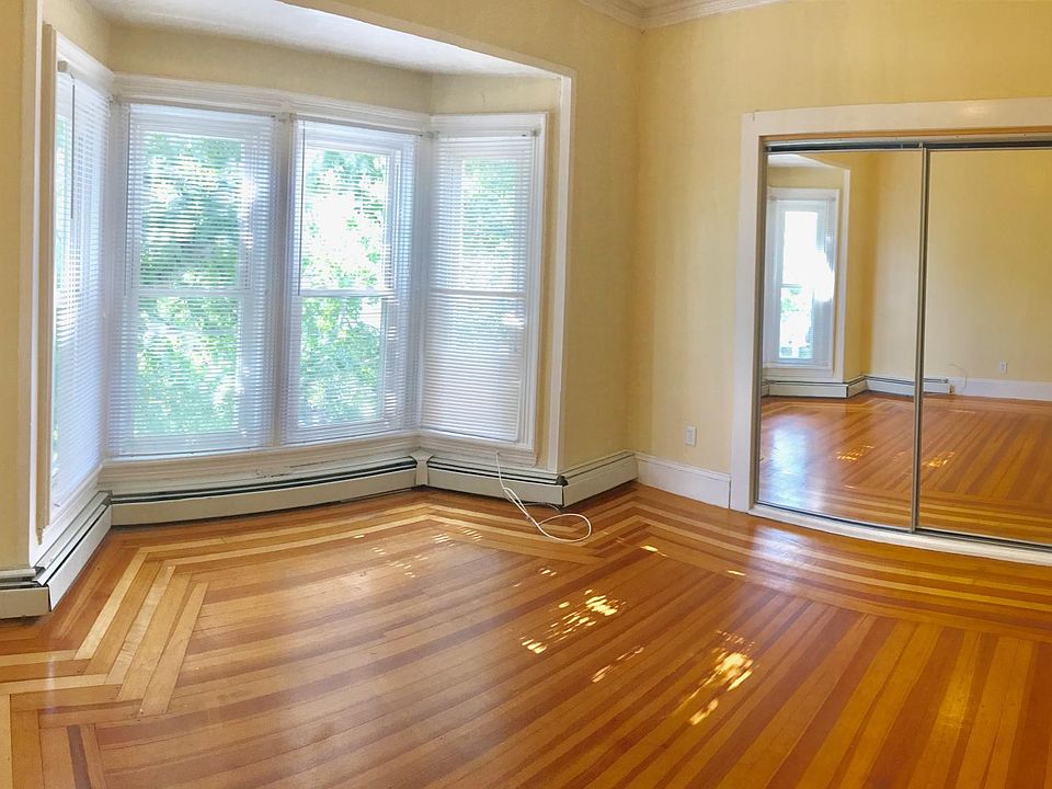 4 Broadway Providence RI Zillow