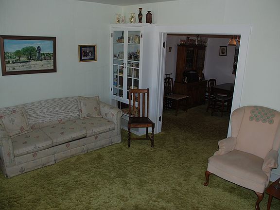 4th image of 1609 N Sam Houston Ave