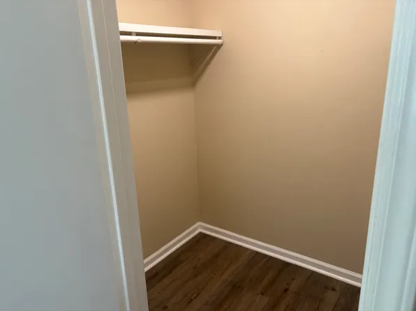 40 Apple Tree Ln #6, Hendersonville, NC 28792
