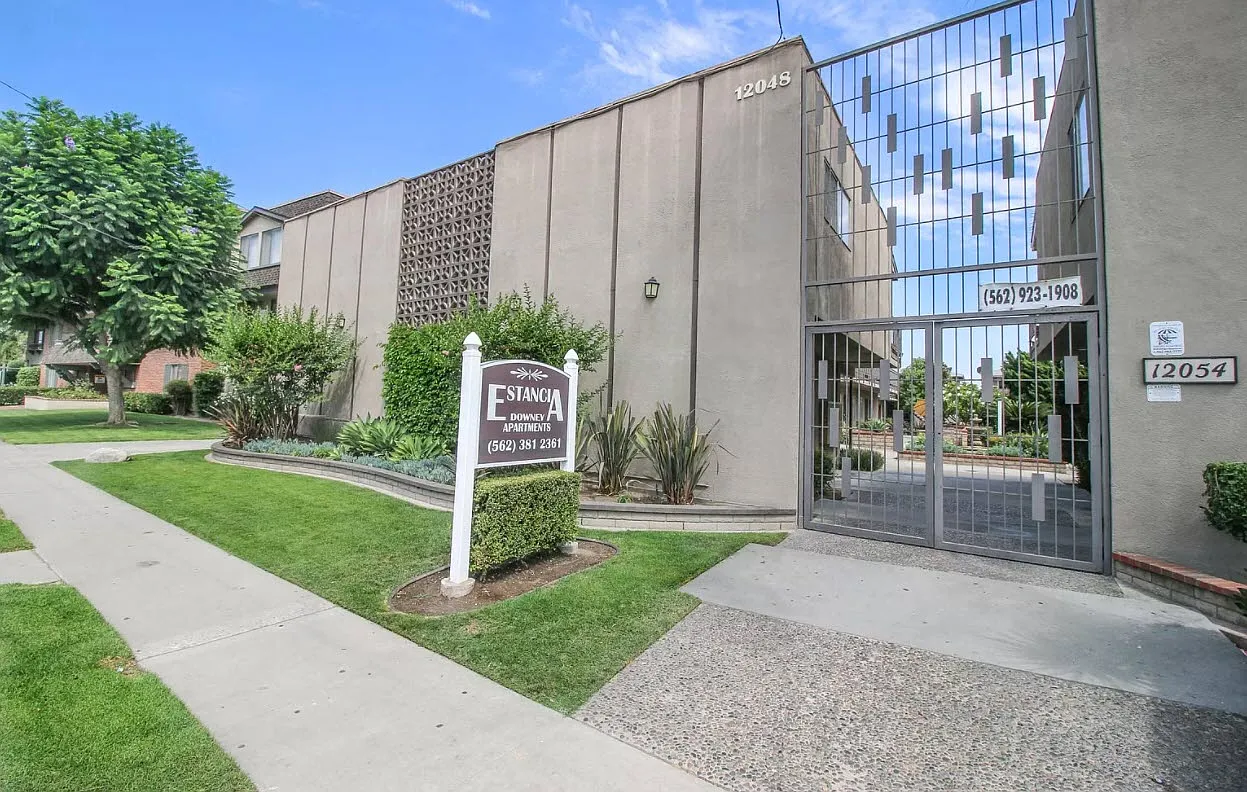 12054 Downey Ave. — Photo 2