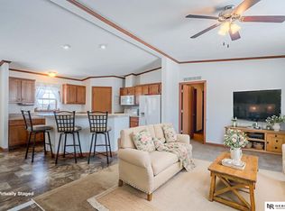 246 McGinns Lk, North Bend, NE 68649