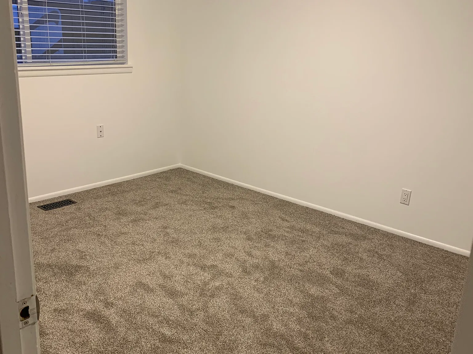 3 bed, 1850 sqft, $675 — Photo 4