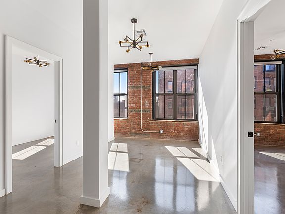 3rd image of 38 Roebling St APT 2C