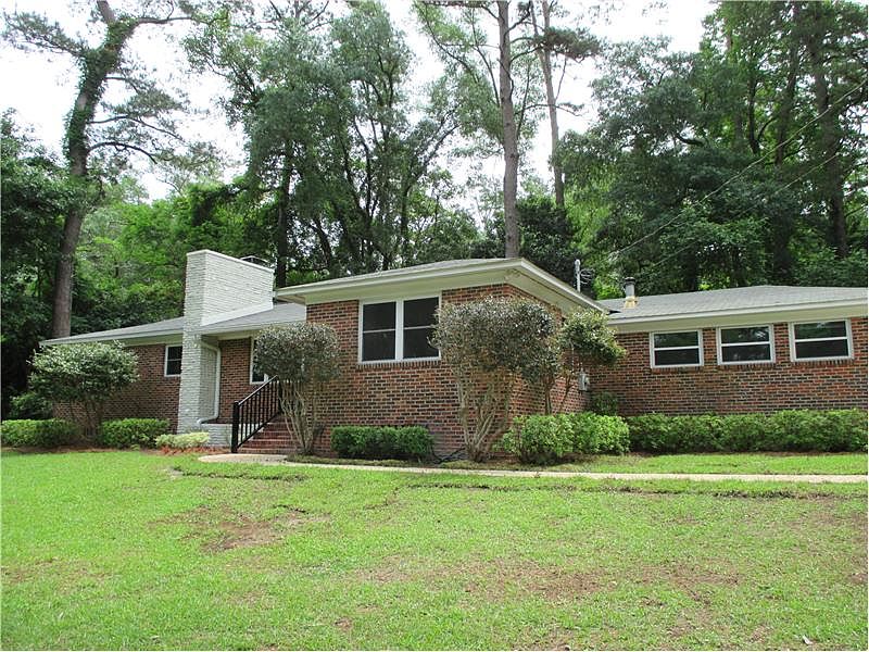 1st image of 2107 W Randolph Cir