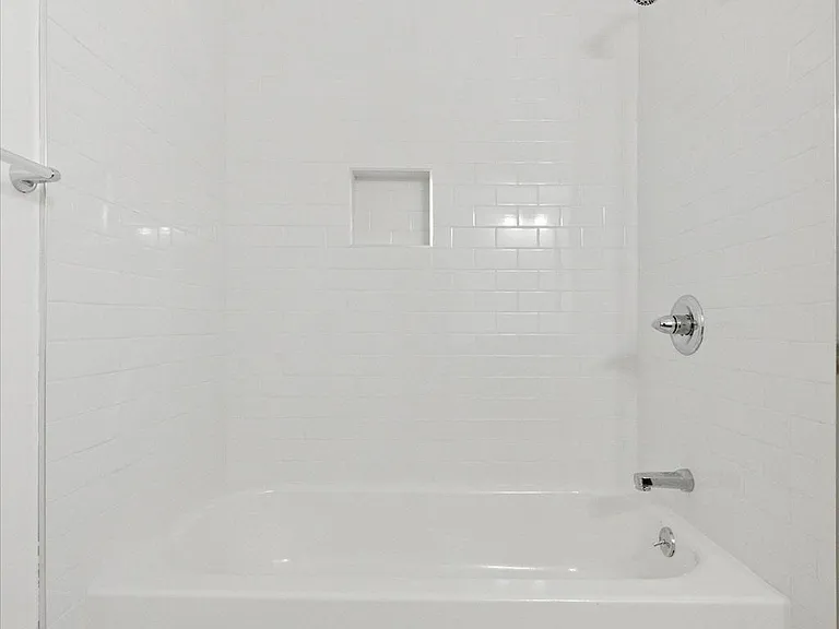 153 Parker Ave #B — Photo 16