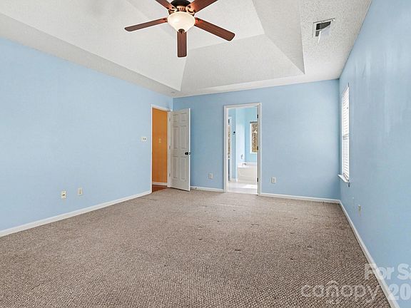 4th image of 1941 Wilrose Pl