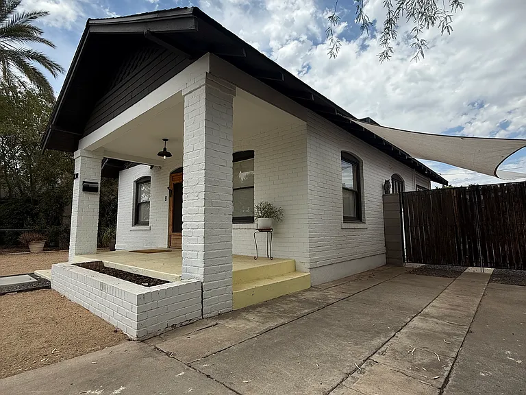 1130 E Palm Ln — Photo 6