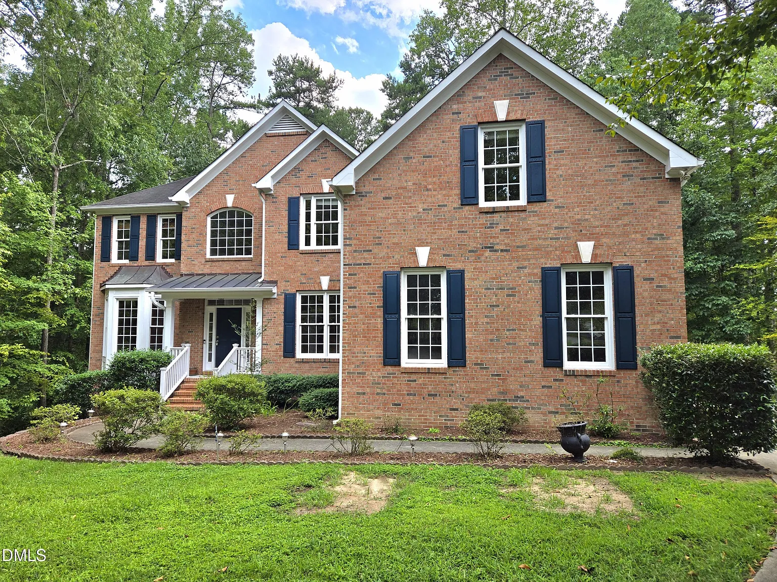 5 bed, 3.0 bath, $3,000 — Photo 1
