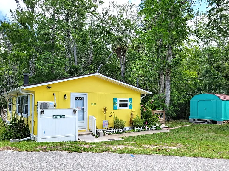 7222 Tropical Dr — Photo 3