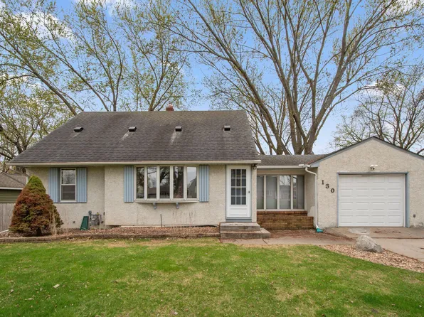 130 Skillman Ave E, Maplewood, MN 55117
