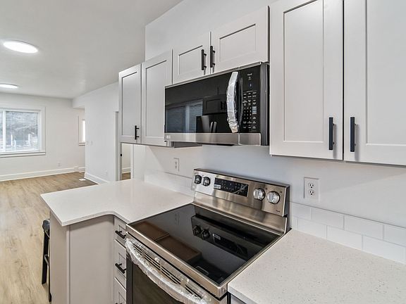 2nd image of 2623 E 7th Ave