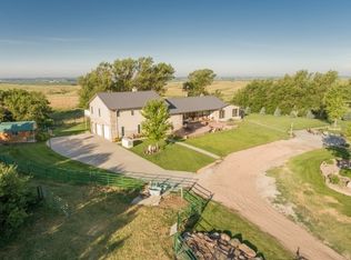 5292 Eagle Rd, Kearney, NE 68845