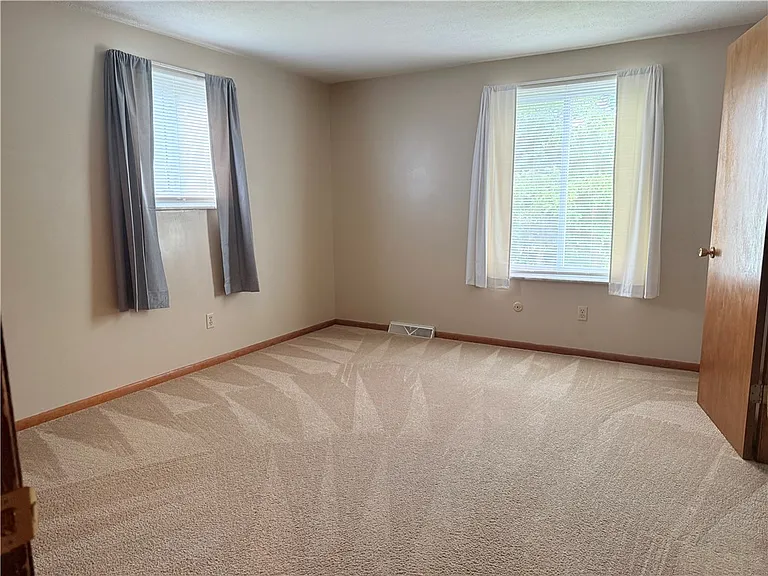 5246 Richland Rd — Photo 13