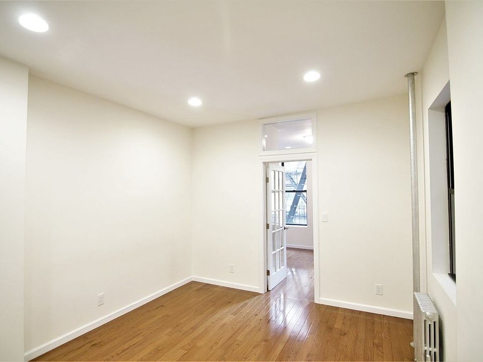 1st image of 206 E 6th St #6A