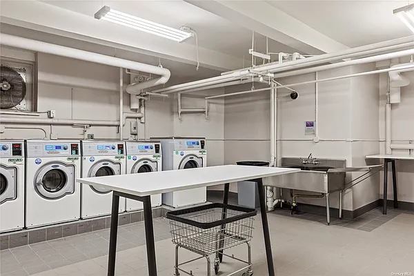 Sold by Keller Williams Realty Liberty | media 17