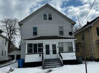 208 Cummings St #1, Rochester, NY 14609