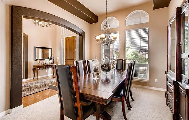 Absolutely Gorgeous Pine Creek Home 5 Bedroom, 5 Bath with fenced yard. — Photo 4