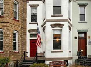 715 7th St NE, Washington, DC 20002