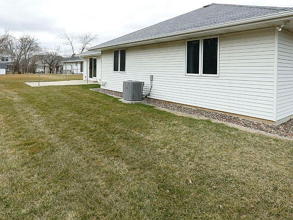 4th image of 8015 W Leroy Ave