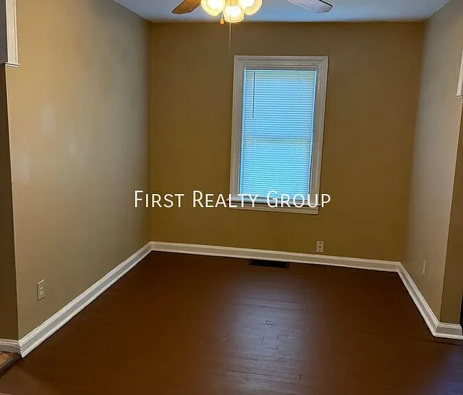 5290 Derby Rd — Photo 5