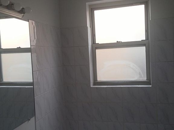 5th image of 5554 W North Ave APT 302