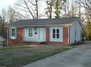 815 Runyon Dr, High Point, NC 27260