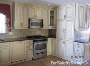 244 Euston Rd S, Garden City, NY 11530