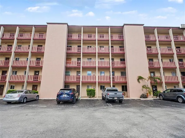 4023 LAKE BAYSHORE DRIVE #112, BRADENTON, FL 34205