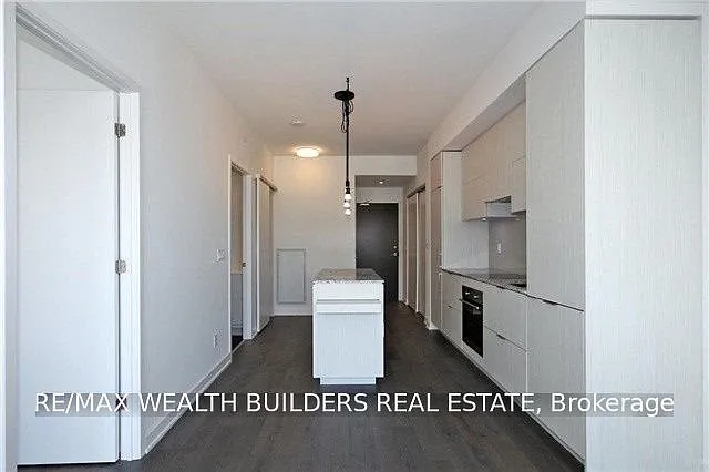 2 bed, $2,700 — Photo 3