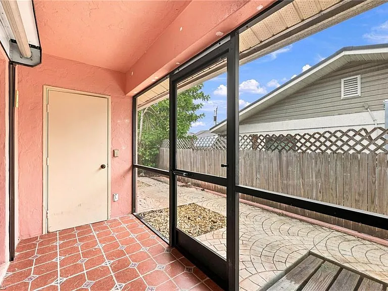 4438 Pine Lake Rd — Photo 28