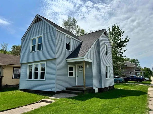1049 Diamond Ave, South Bend, IN 46628