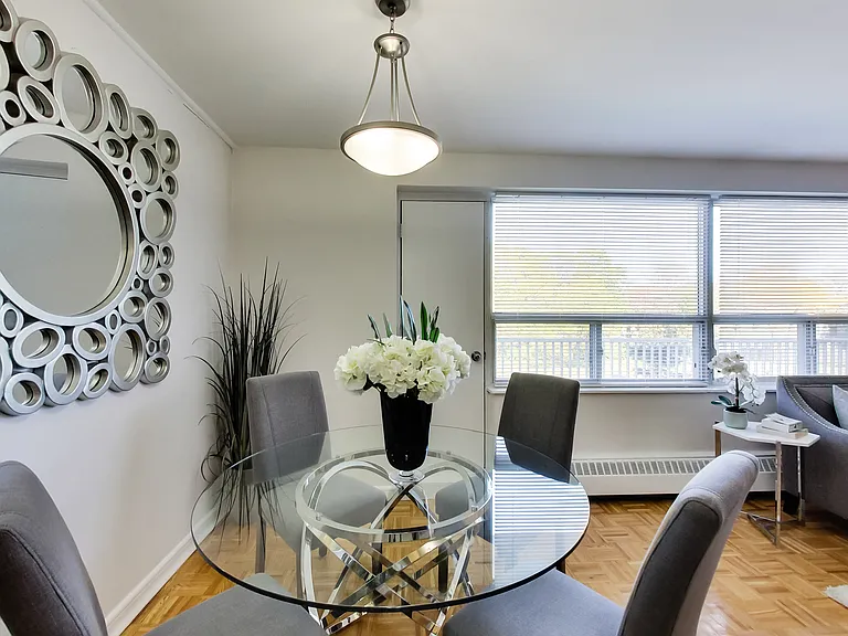 414 Willowdale Ave #112 — Photo 30