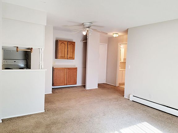 4th image of 3051 Marshall Ave #3060-205