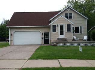 1210 Minneapolis St, Sault Sainte Marie, MI 49783