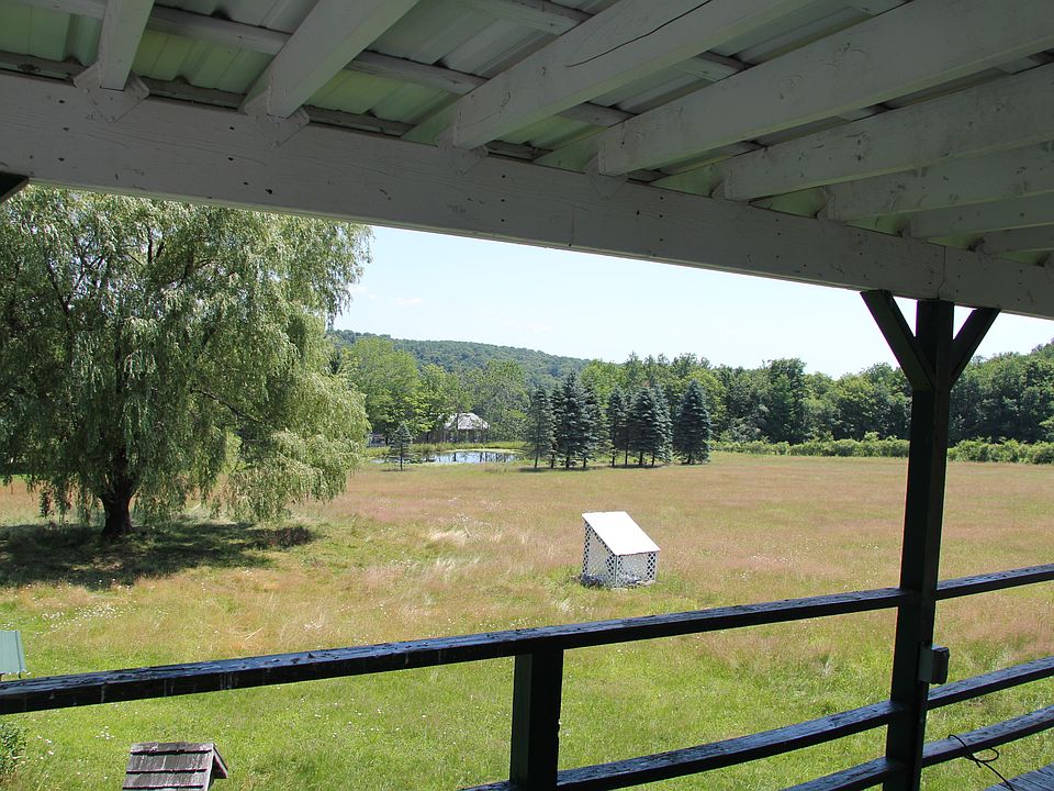 2nd image of 421 Layton Rd