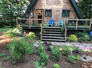 32 Chestnut Rd, Richmond, MA 01254