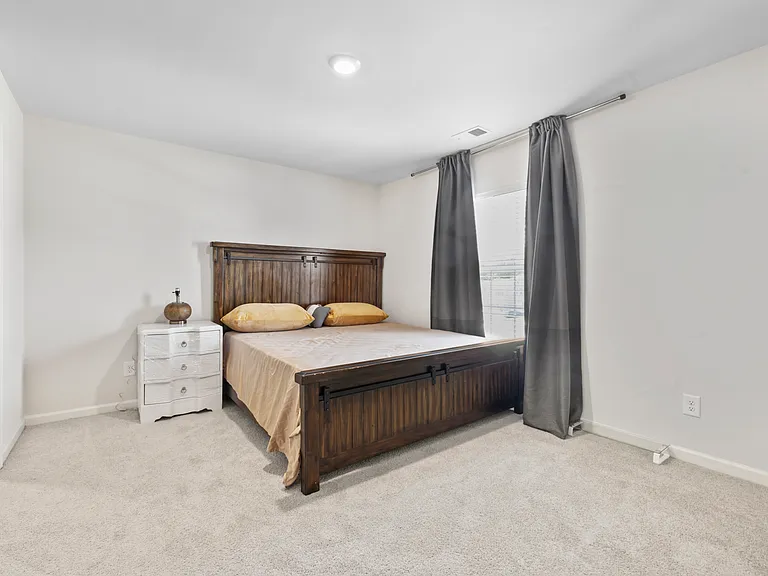 2725 Piper Dr — Photo 19