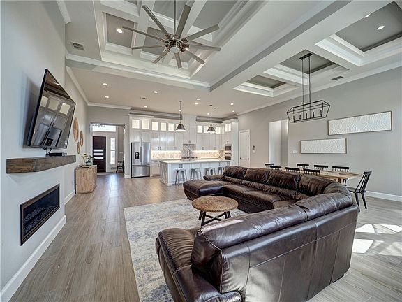 5th image of 13929 Sea Anchor St